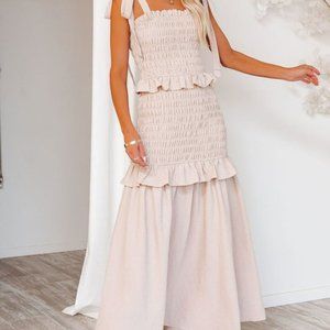 VICI COLLECTION Penelope Smocked Tiered Maxi Dress